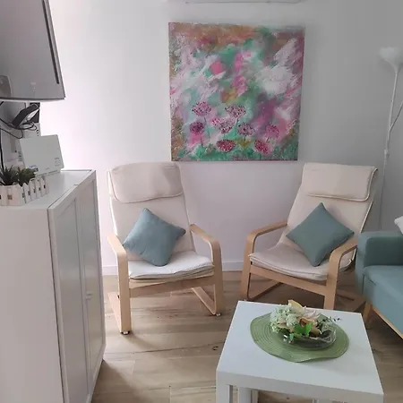 Bright With Sea View 50 M² Pool Apartment *