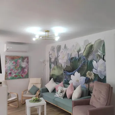 Apartment Bright With Sea View 50 M² Pool